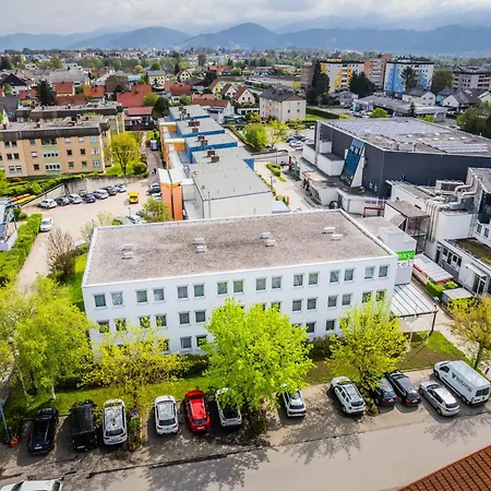 호텔 Flexymotel Spielberg Spielberg Bei Knittelfeld